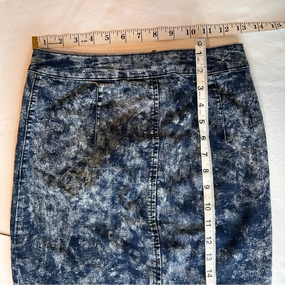 Special A Women’s Blue Denim Pencil Skirt Size S Dyed-Blue White Acid-Washed